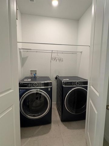 3125 VOYAGER AVENUE, St Cloud, FL 34771