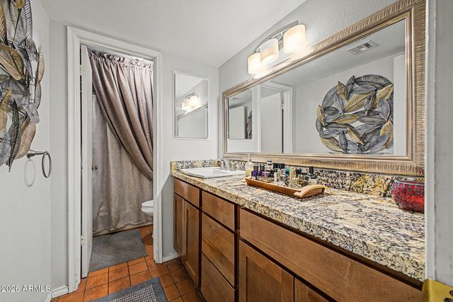 3212 W SAHUARO Drive, Phoenix, AZ 85029