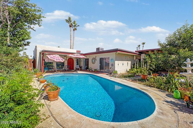 3212 W SAHUARO Drive, Phoenix, AZ 85029