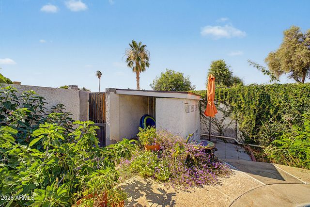 3212 W SAHUARO Drive, Phoenix, AZ 85029