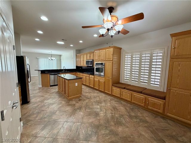 2211 Bannerwood Street, Henderson, NV 89044
