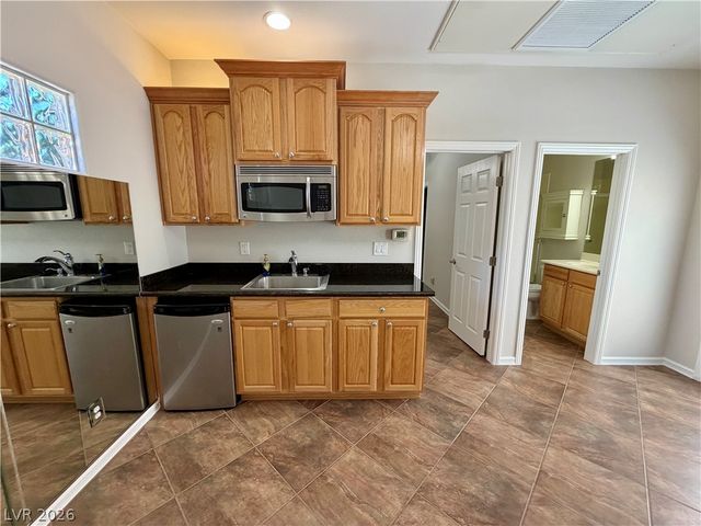 2211 Bannerwood Street, Henderson, NV 89044