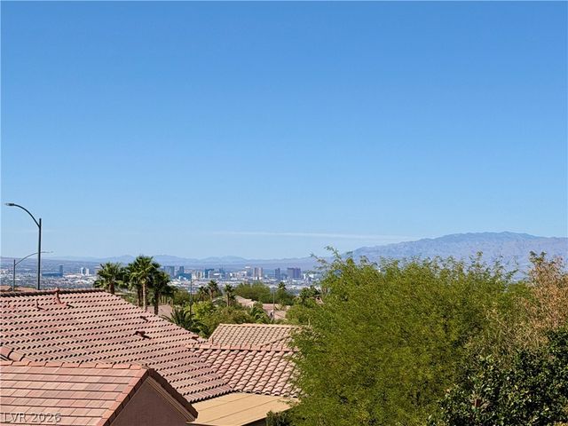2211 Bannerwood Street, Henderson, NV 89044