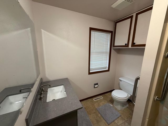 1319 Kandiyohi Avenue SW, Willmar, MN 56201