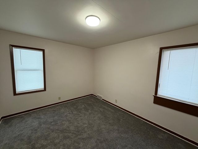 1319 Kandiyohi Avenue SW, Willmar, MN 56201