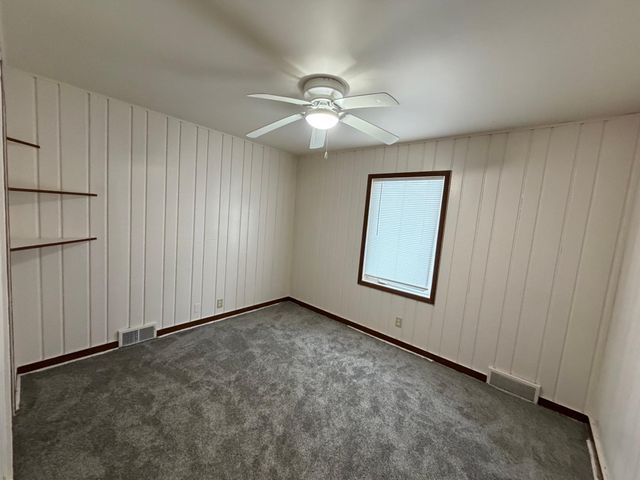 1319 Kandiyohi Avenue SW, Willmar, MN 56201