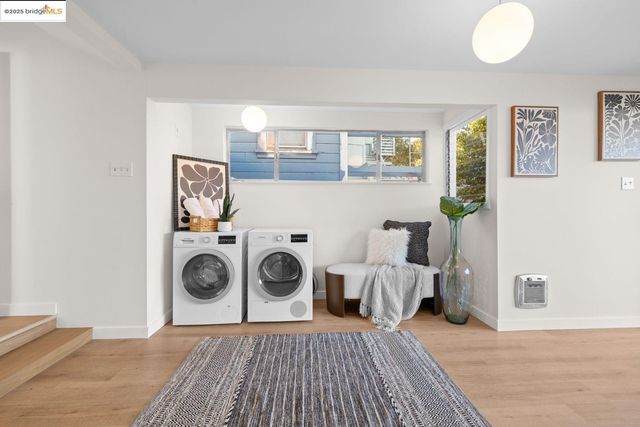 1241 Park Ave, Alameda, CA 94501