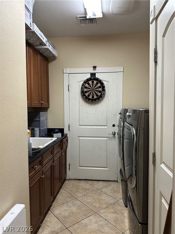 4738 Laurel Canyon Street, Las Vegas, NV 89129