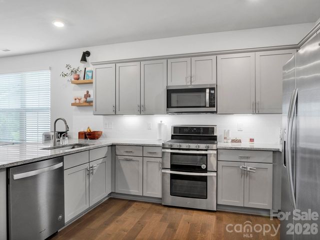 2131 Stevens Mill Road, Matthews, NC 28104