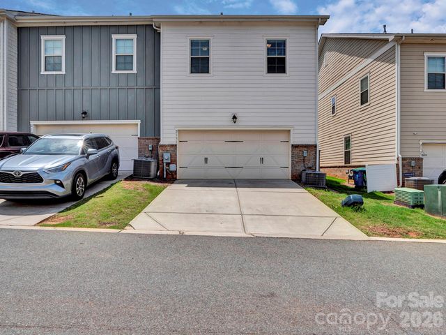 2131 Stevens Mill Road, Matthews, NC 28104