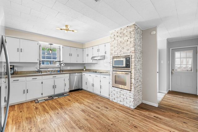 13437 Margaret St, Vacherie, LA 70090