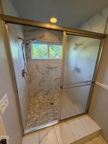 441 Silverado Circle, Medford, OR 97504