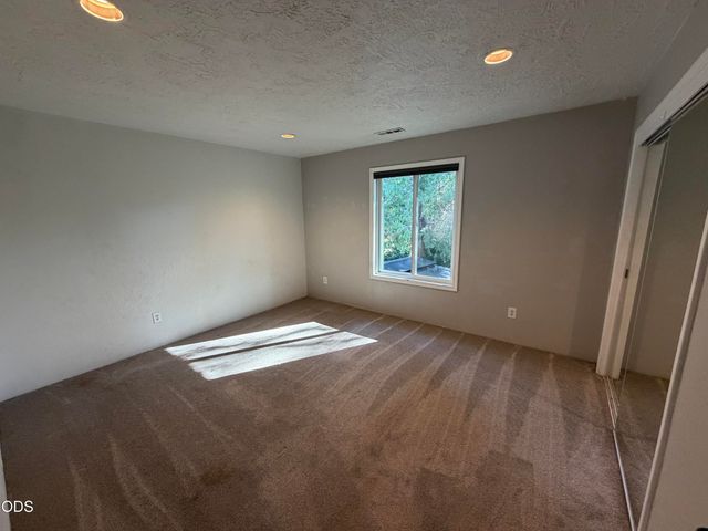 441 Silverado Circle, Medford, OR 97504