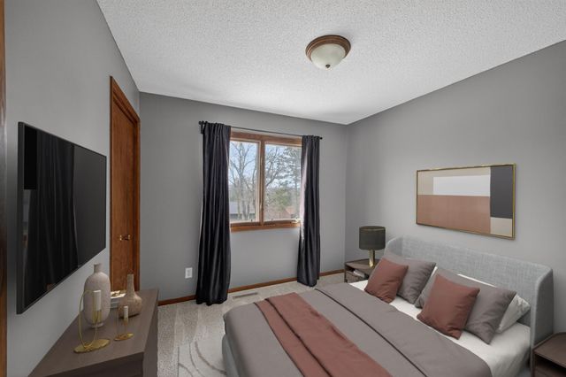 641 20th Street NE, Rochester, MN 55906