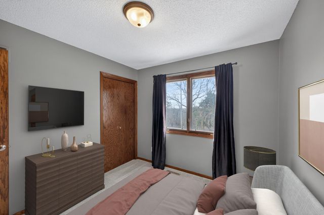 641 20th Street NE, Rochester, MN 55906