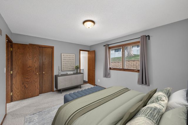 641 20th Street NE, Rochester, MN 55906