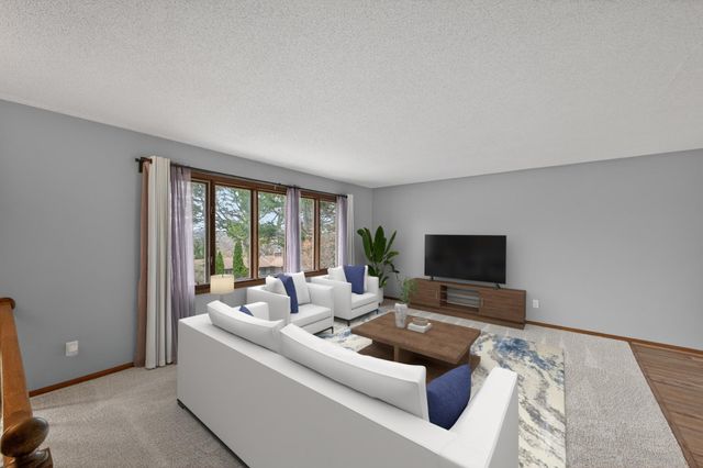 641 20th Street NE, Rochester, MN 55906