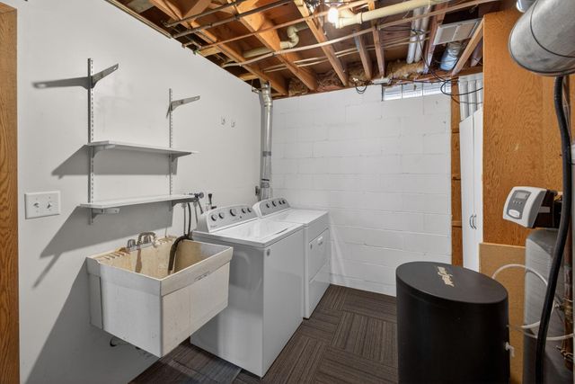 641 20th Street NE, Rochester, MN 55906