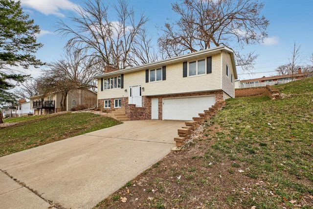 641 20th Street NE, Rochester, MN 55906