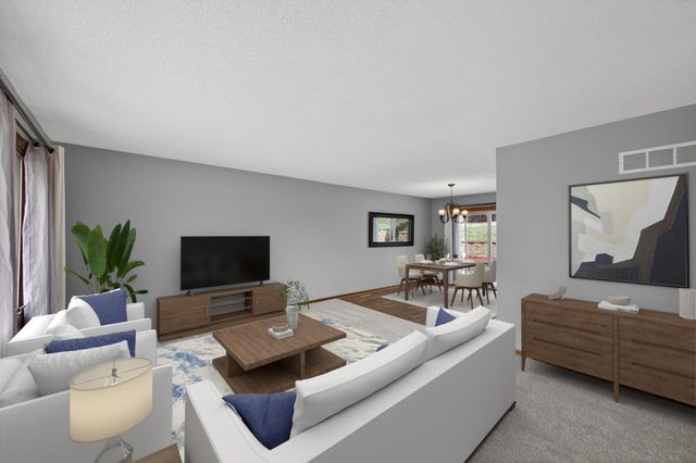 641 20th Street NE, Rochester, MN 55906