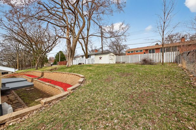 641 20th Street NE, Rochester, MN 55906