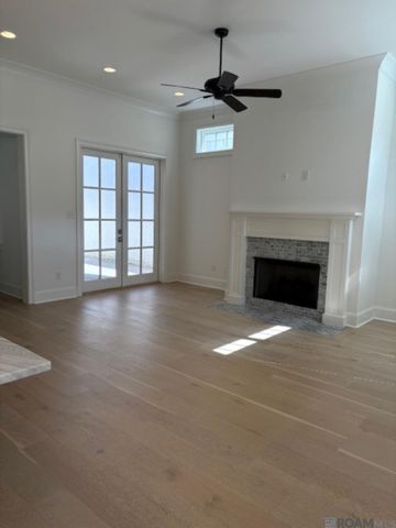 9309 Artist Ct, Baton Rouge, LA 70809