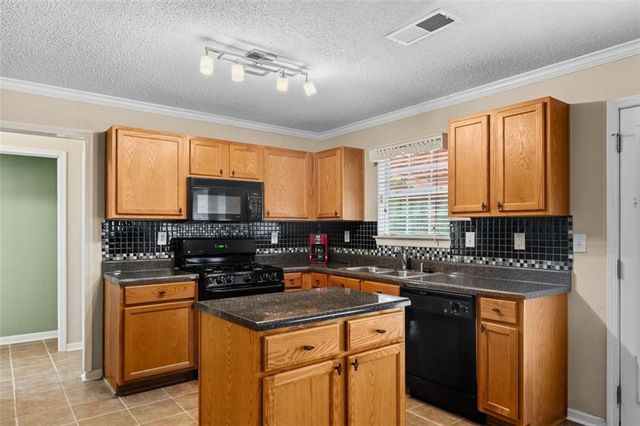 1835 Winding Crossing Trail, Fairburn, GA 30213