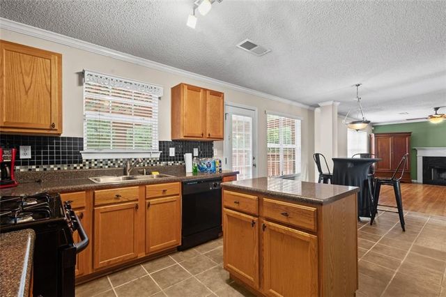 1835 Winding Crossing Trail, Fairburn, GA 30213