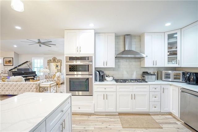 659 Lynn Valley SW Road, Atlanta, GA 30311