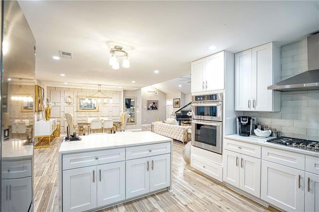 659 Lynn Valley SW Road, Atlanta, GA 30311