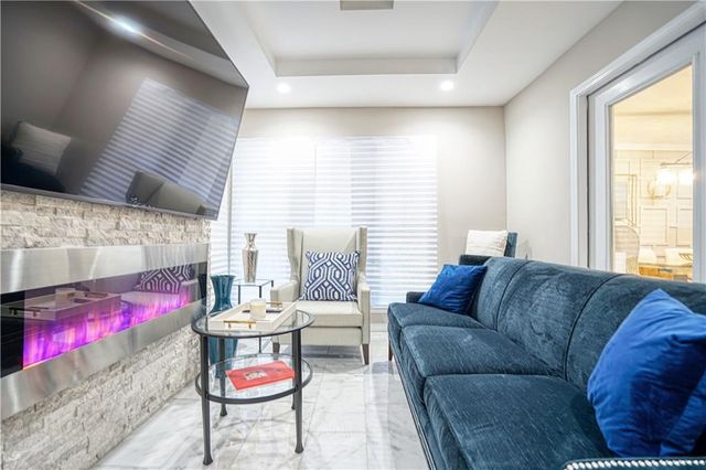 659 Lynn Valley SW Road, Atlanta, GA 30311
