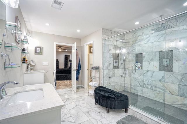 659 Lynn Valley SW Road, Atlanta, GA 30311
