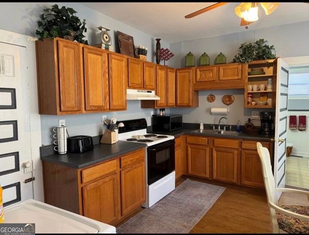 3 N Broad Street, Porterdale, GA 30014