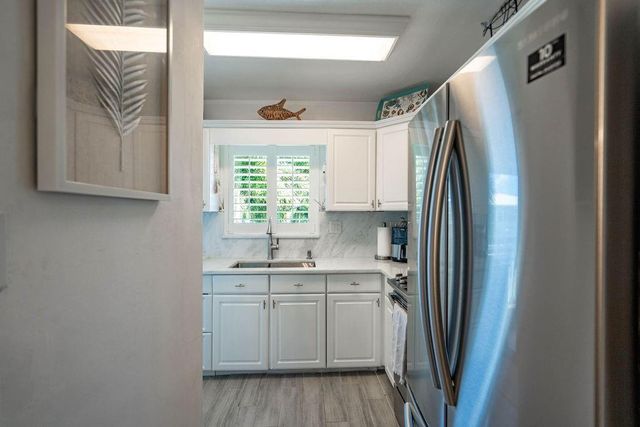 2100 NE 38th Street 229, Lighthouse Point, FL 33064
