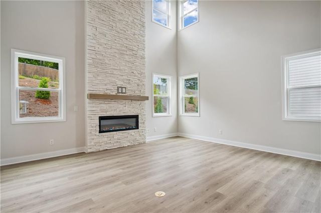 719 Crossroad SW Court, Powder Springs, GA 30127