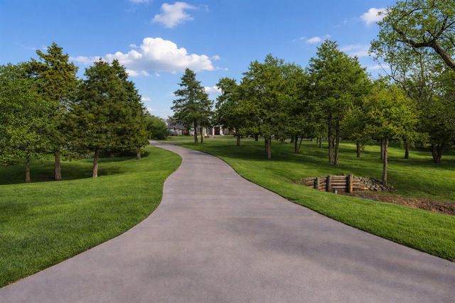 10300 S Czech Hall Road, Mustang, OK 73064