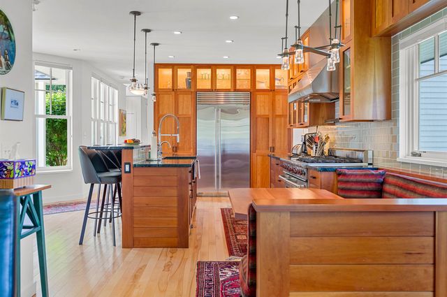 111 High Birches Road, Waterbury, VT 05676