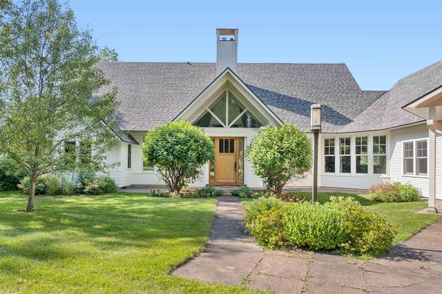 111 High Birches Road, Waterbury, VT 05676