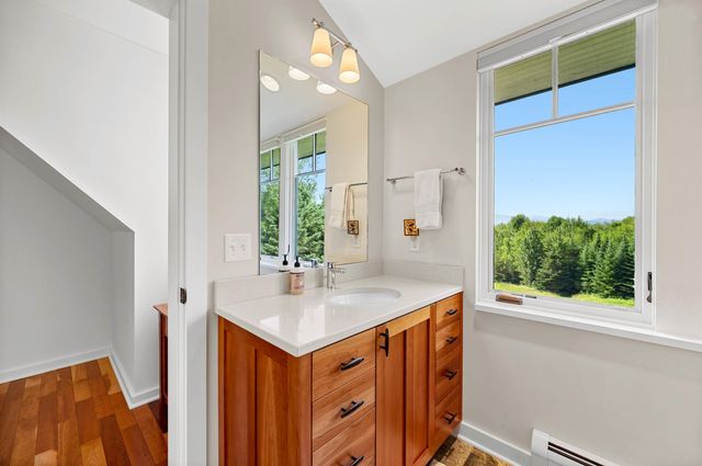 111 High Birches Road, Waterbury, VT 05676