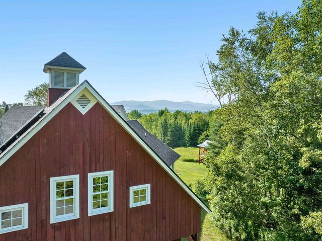 111 High Birches Road, Waterbury, VT 05676