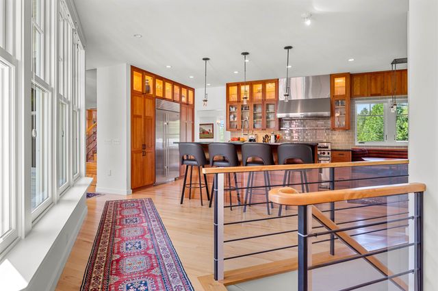 111 High Birches Road, Waterbury, VT 05676