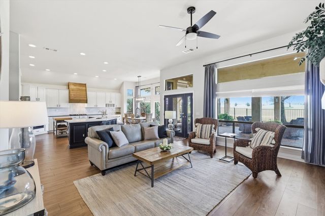 9801 Cypress Street, Denton, TX 76207