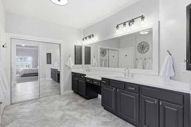 9801 Cypress Street, Denton, TX 76207