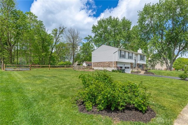4295 Fowler Drive, Bellbrook, OH 45305
