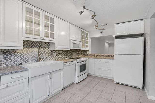 1261 NW 99th Terrace 47, Pembroke Pines, FL 33024
