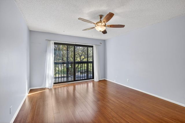 1261 NW 99th Terrace 47, Pembroke Pines, FL 33024