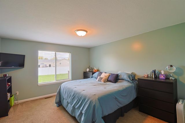 1631 Heritage Way, Mount Pleasant, MI 48858
