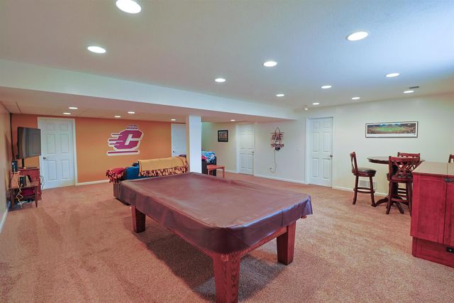 1631 Heritage Way, Mount Pleasant, MI 48858