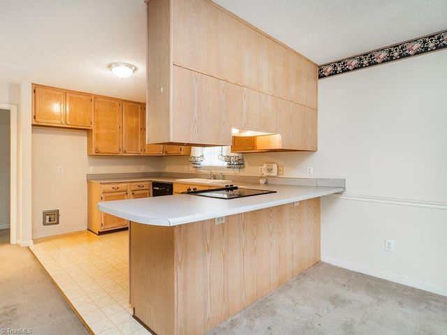 609 Rockwood Drive, Graham, NC 27253