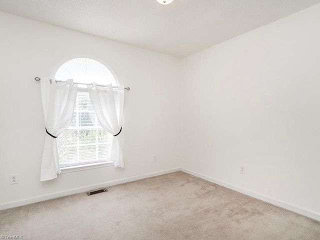 609 Rockwood Drive, Graham, NC 27253